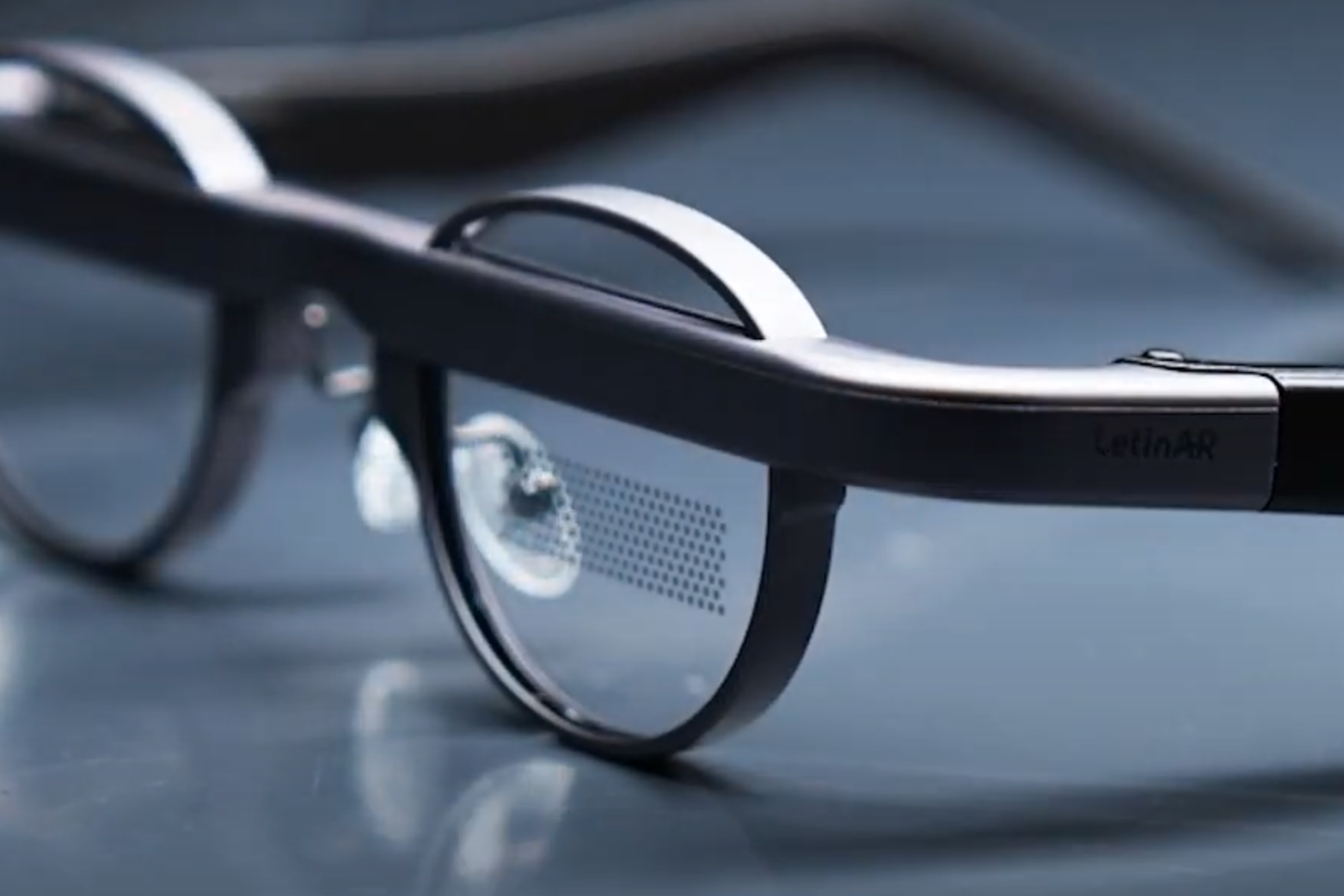 These AR glasses have a proprietary optic engine & hi-fi color accuracy